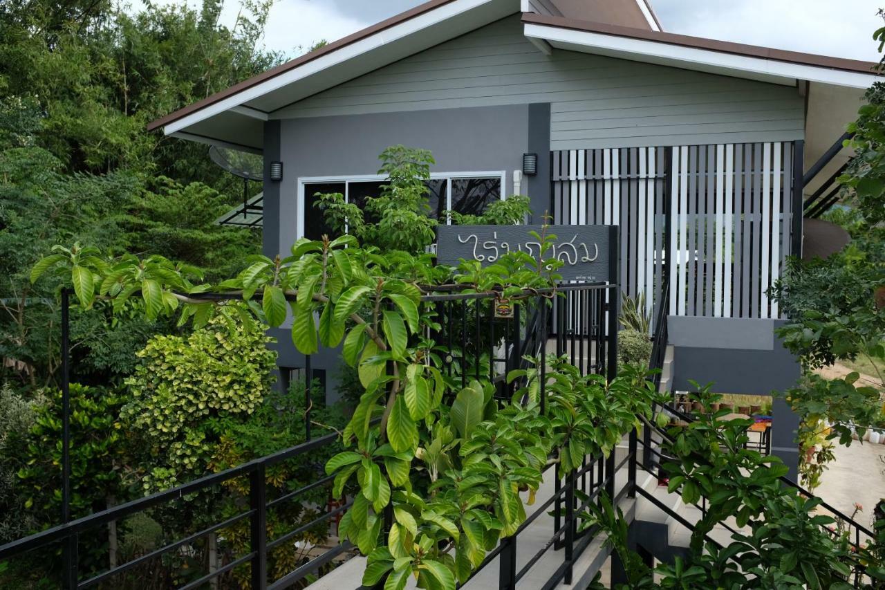 Rai Boonsom Appartement Phrao Buitenkant foto